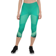 "Emerald Oasis Capri Leggings: Refresh Your Workout Wardrobe"