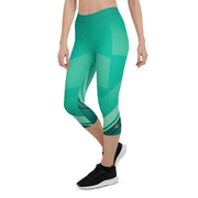 "Emerald Oasis Capri Leggings: Refresh Your Workout Wardrobe"