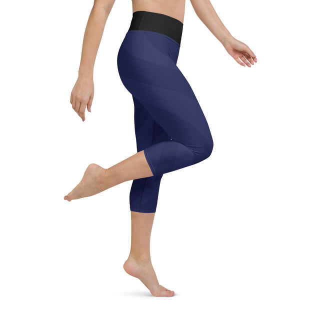 "Nocturnal Navy Chic Capri Leggings: Fitness Meets Fashion"