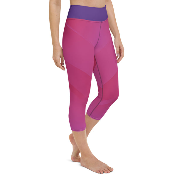 "Blush Enchantment: Flirty Pink Capri Leggings for a Captivating Appeal"